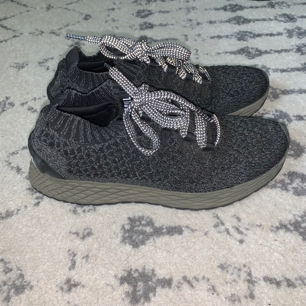 NoBull Black Ivy Knit Runner